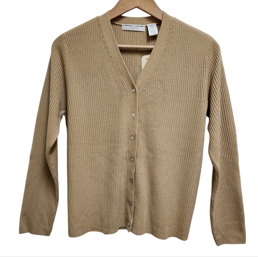 Carolyn Taylor Sweater Womens M Tan Ribbed Knit Cardigan Button Front V Neck New